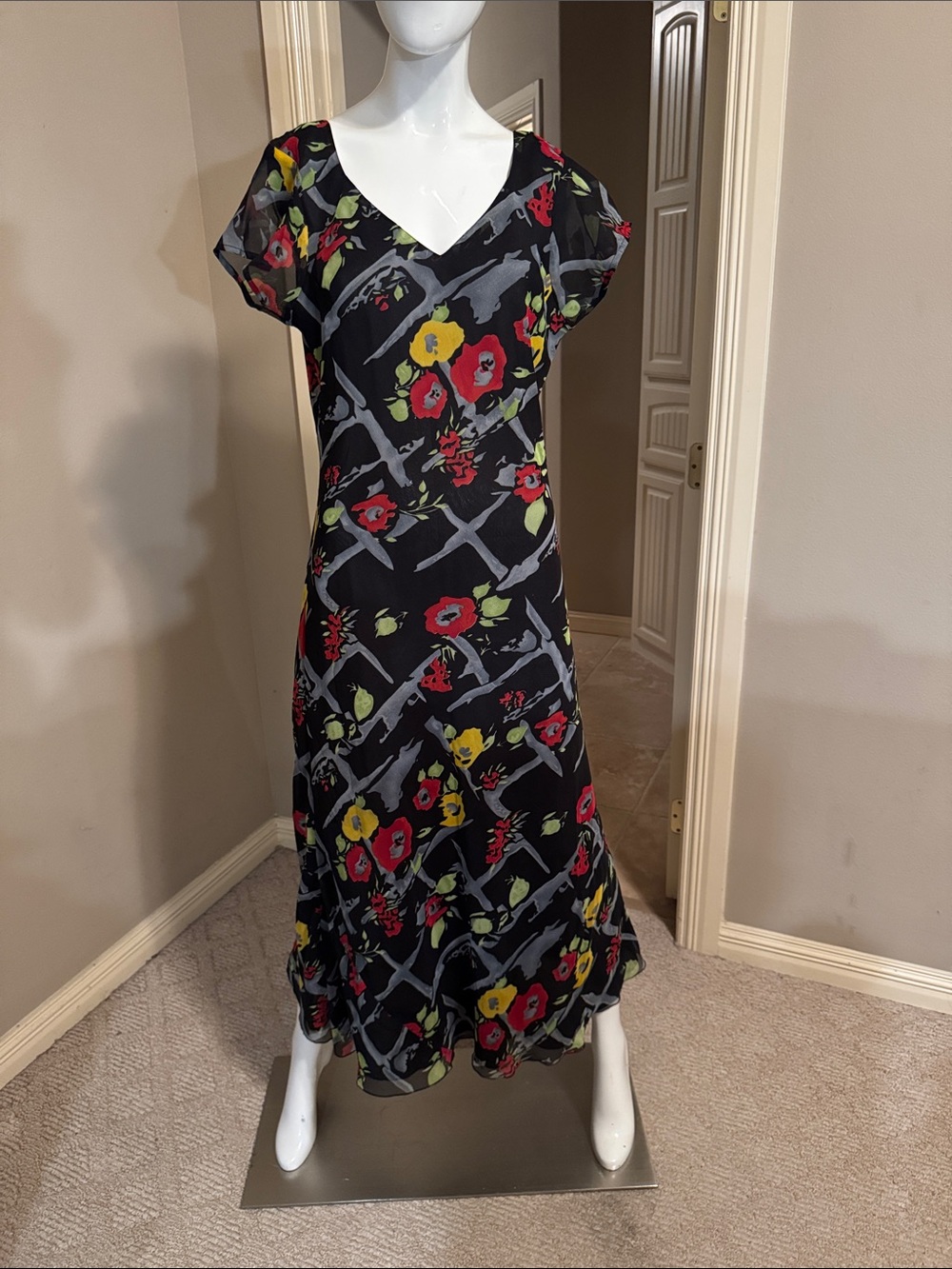 Tu-Lips Floral Maxi Dress Black with Red & Yellow, Sz L